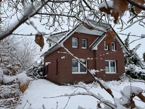 Winter - TOP Einfamilienhaus 4 Zi.130m ², 2 Bäder, Garage auf ca. 1.300 m² Grundstück im Speckgürtel von HH