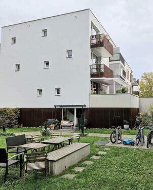 Bild 1 - Exklusives Haus mit außergewöhnlichen Design auf 4 Etagen - Bestlage zentral Dresden-Neustadt