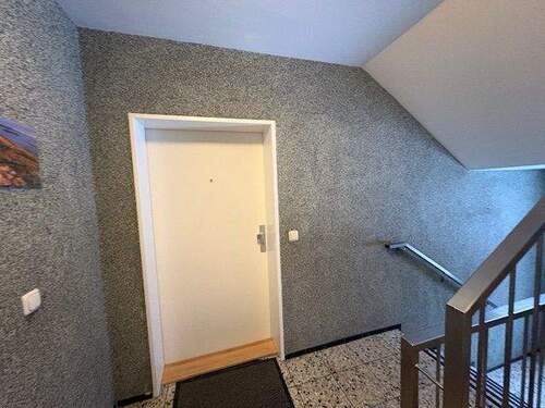 Treppenhaus - 4 Zimmer Etagenwohnung in Brunsbüttel