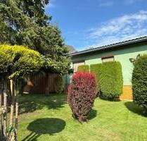 EFH mit viel Nebengelass, Garage, Carport, sehr gepflegter Garten in einer ruhigen, waldreichen Umgebung unweit vom Stadtzentrum und Haffbad - Torgelow