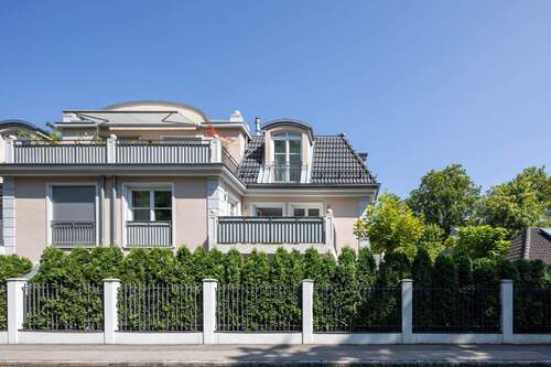 Außenansicht - 3 Zimmer Etagenwohnung in München