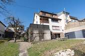 Blick Garten - Mehrfamilienhaus, Wohnhaus mit 175,00 m&sup2; in Wehr zum Kaufen