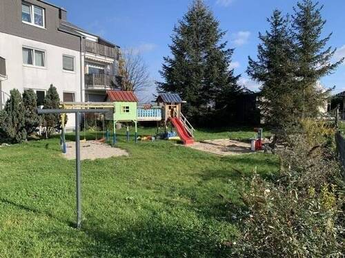 Kinderfreundliches Umfeld - 5 Zimmer Terrassenwohnung in Zwenkau
