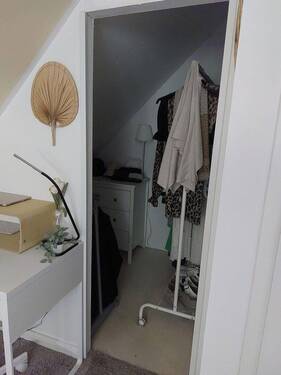 Abstellraum/Ankleide im DG - 