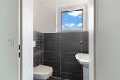 Gäste-WC im Erdgeschoss - 