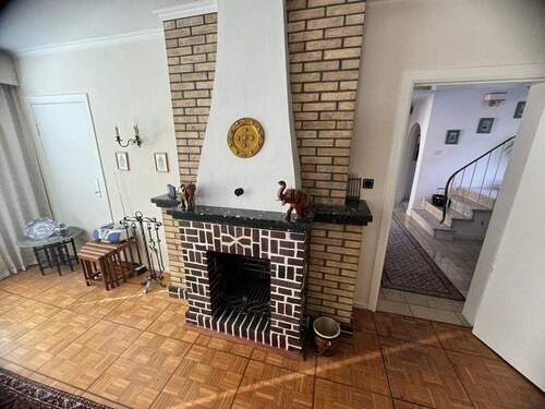 Kamin im Wohnzimmer (EG) - 