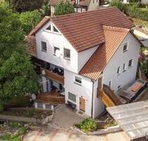 Familienfreundliches Dreifamilienhaus mit idyllischem Grundstück - Vilseck