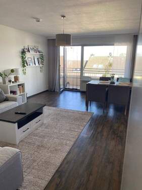 Wohnzimmer - 3 Zimmer ETW in Bad Soden Altenhain