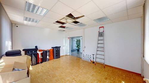 Extra Fläche Verwaltung - hinten - 