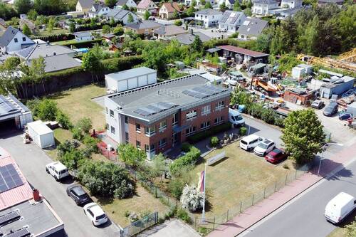 Luftbild vorne - Büro mit 150,00 m&sup2; in Seddiner See zur Miete