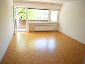 Wohnzimmer - 3 Zimmer Etagenwohnung zum Kaufen in Garmisch-Partenkirchen
