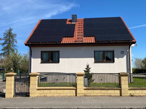 Außenansicht - 5 Zimmer Einfamilienhaus zum Kaufen in Glaubitz