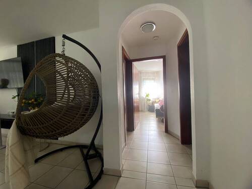 Flur - 3 Zimmer Etagenwohnung zum Kaufen in Neuenstadt am Kocher