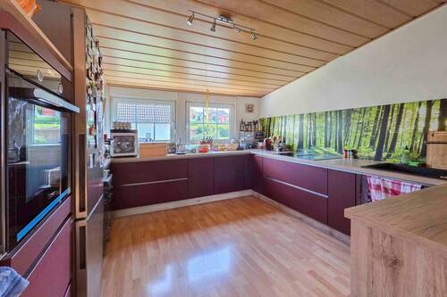 Küche Dachgeschoss - 8 Zimmer Mehrfamilienhaus, Wohnhaus in Steinebach/Sieg