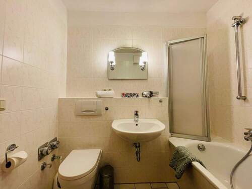 Badezimmer.jpeg - 