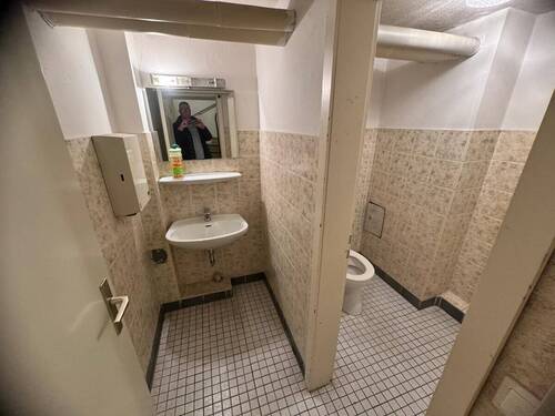 WC-Anlage (Damen) - 