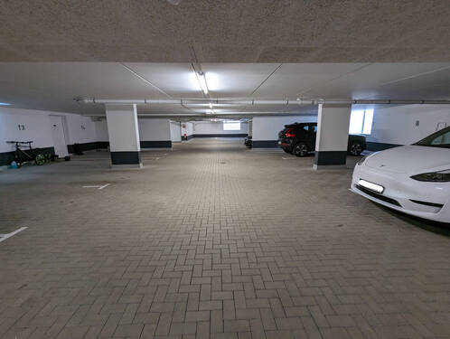 Tiefgarage 1 - Ein Tiefgaragenstellplatz in Hürth zu erwerben - Investieren Sie in Sachwerte