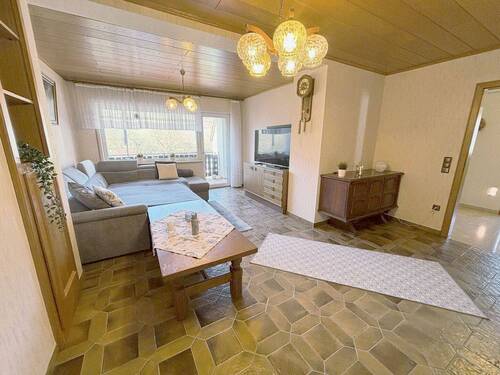 Wohnzimmer Obergeschoss - 1 Zimmer Mehrfamilienhaus, Wohnhaus in Detzem