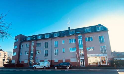 Ansicht Gebäude Vorderseite - 