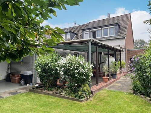 Außenansicht - Gestalten statt suchen - Doppelhaushälfte mit Perspektive