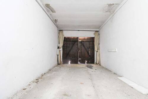 Garage 1 - 