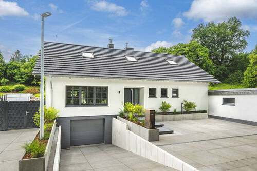 Front_2 - 5 Zimmer Einfamilienhaus in Stolberg