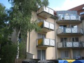 Ansicht mit Balkon - 1 Zimmer-Appartement mit Balkon, Nähe Universität und Kliniken