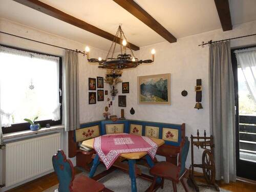 Frühstücksecke - 1 Zimmer Mehrfamilienhaus, Wohnhaus zum Kaufen in Vorbach