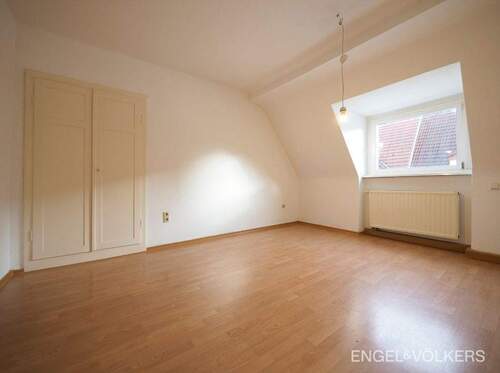 Bild 3 - 3 Zimmer Etagenwohnung in Saarbrücken