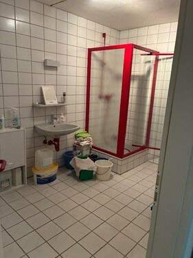 Badezimmer Keller 1.jpg - 