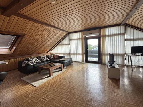 Wohnraum DG mit Zugang Loggia - 
