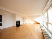 Wohnzimmer Seitenansicht - 3 Zimmer Etagenwohnung zum Kaufen in Düsseldorf