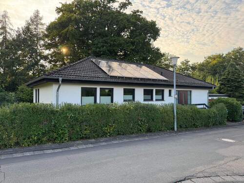 1.jpg - 5 Zimmer Bungalow zum Kaufen in Vettelschoß