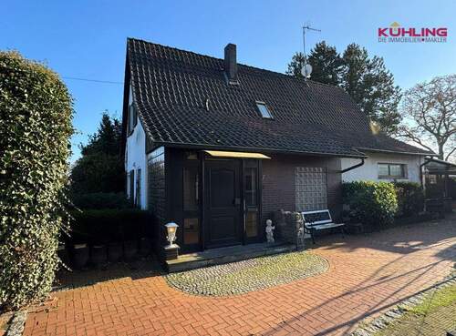 Rund um`s Haus - 