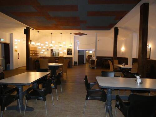 Große Gaststätte - 