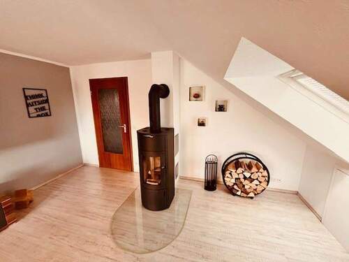 Wohnzimmer_3 - Etagenwohnung mit 89,00 m&sup2; in Welzheim zum Kaufen