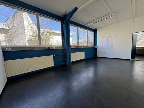 Büro Produktion - Halle zum Kaufen in Tuttlingen
