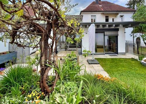 Gartenansicht - Ein Zuhause für Menschen mit Sinn für Design, Qualität und Individualität!