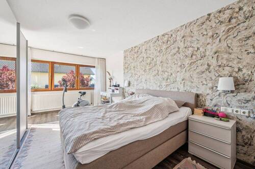 Schlafen - 5 Zimmer Doppelhaushälfte in Großbottwar