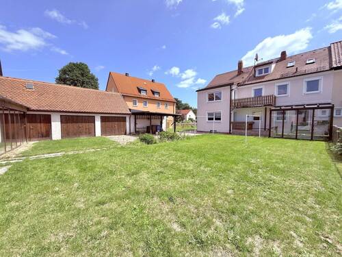 Anwesen mit viel Staufläche - 