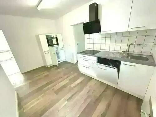 original (2).webp - 2,5-Zimmer-Wohnung im Erdgeschoss Einbauküche Dusche kein Balkon Kellerraum und Abstellraum Gartenanteil