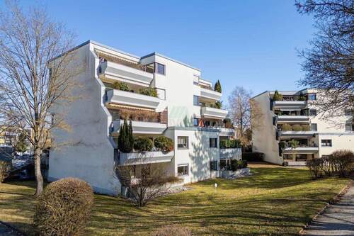 Außenansicht - 3 Zimmer Etagenwohnung zum Kaufen in Amberg