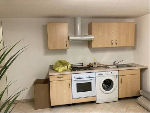 Küche im Einliegerapartment - Souterrain - 