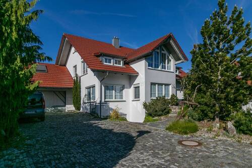 Süd-Westansicht - 4-Zimmer-Seniorenwohnung - ruhige, sonnige Wohnlage in Altshausen