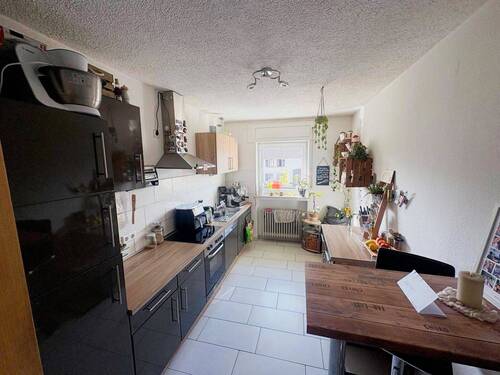 Einbauküche - Top 3 ZKB mit Balkon in SLS-Neuforweiler