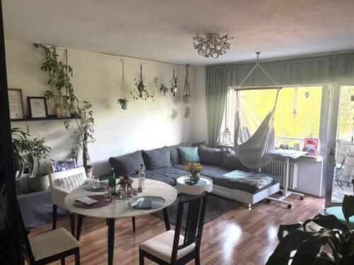 Wohnzimmer - 3 Zimmer Etagenwohnung in Saarlouis / Neuforweiler