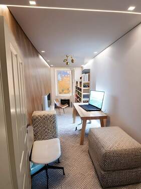 Arbeitszimmer Visualisiert mit KI - 