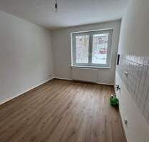 Erstbezug nach Renovierung - solide 2 RW mit Einbauküche und Gartennutzung - Eisenach