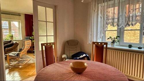 Zimmer Erdgeschoss - 5 Zimmer Einfamilienhaus zum Kaufen in Rostock