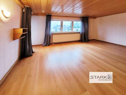 Wohnzimmer.jpg - 3 Zimmer Etagenwohnung zur Miete in Großrinderfeld